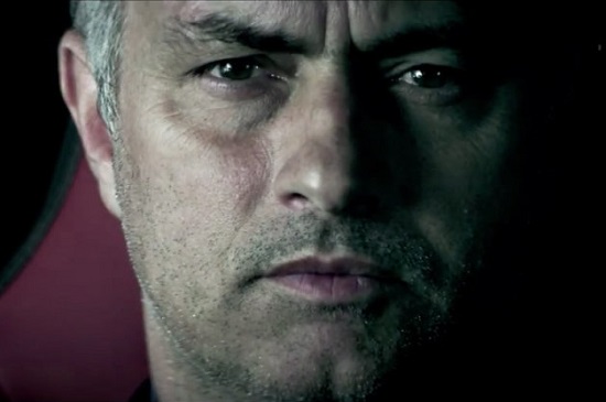 Jose Mourinho tỏ ra nguy hiểm trong quảng cáo Jaguar